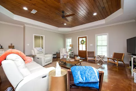 55 Higgins Rd, Sumrall, MS 39482 photo 3