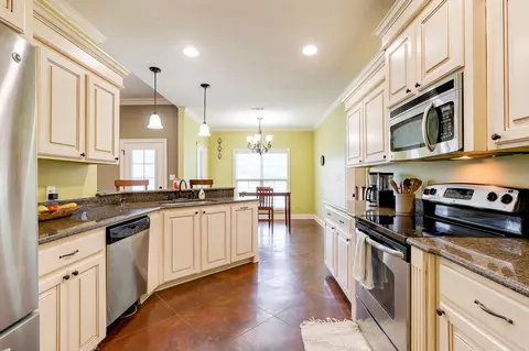 23 W Spruce, Sumrall, MS 39482 photo 13