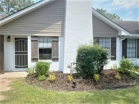 411 SE 10th Ave, Magee, MS 39111 photo 2