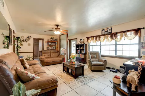 2011 General Pershing St, Laurel, MS 39440 photo 8