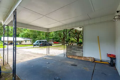 2011 General Pershing St, Laurel, MS 39440 photo 4