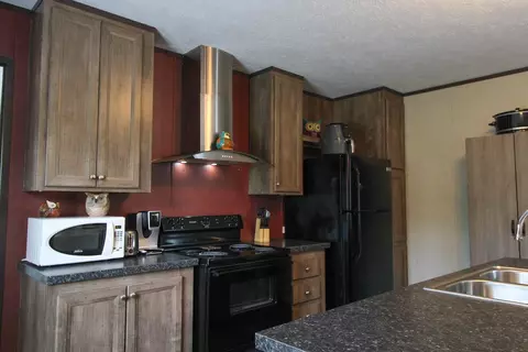 282 Levi Bryant Rd, Lumberton, MS 39455 photo 7