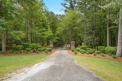 901 Oloh Rd, Sumrall, MS 39482 photo 2