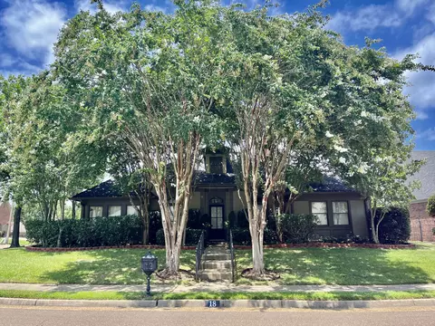 18 Autumn Hl, Jackson, MS 39211 photo 1