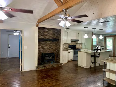 402 Farve Rd, Sumrall, MS 39482 photo 2
