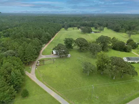 8 Grady Ln, Sumrall, MS 39482 photo 15