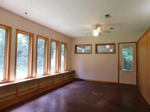 154 W Oakvale Rd, Mount Olive, MS 39119 photo 6