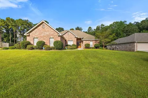 87 Woodville, Hattiesburg, MS 39402