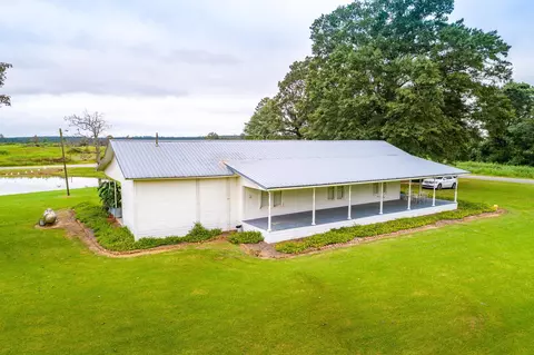 894 Hartzog Magee Rd, Mount Olive, MS 39119 photo 2
