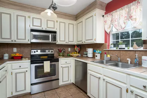 1 Cobblestone, Sumrall, MS 39482 photo 6