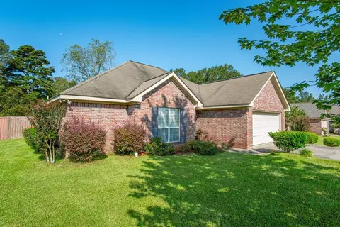 1 Cobblestone, Sumrall, MS 39482 photo 2