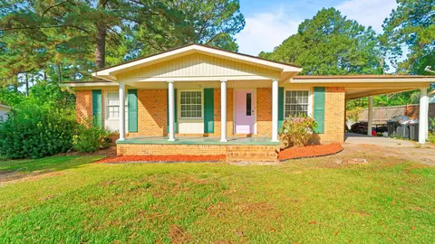 36 Hillcrest Dr, Laurel, MS 39440 photo 1