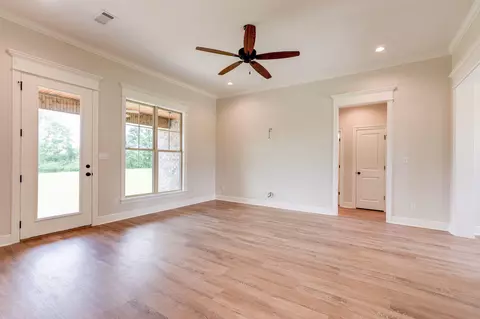 258 Higgins Rd, Sumrall, MS 39482 photo 5