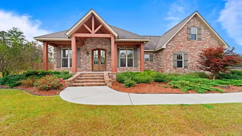15 E Crockett Dr, Sumrall, MS 39482 photo 1