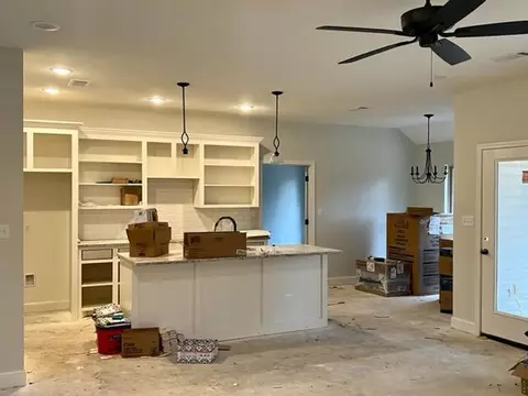 36 Katherine Ave, Sumrall, MS 39482 photo 3