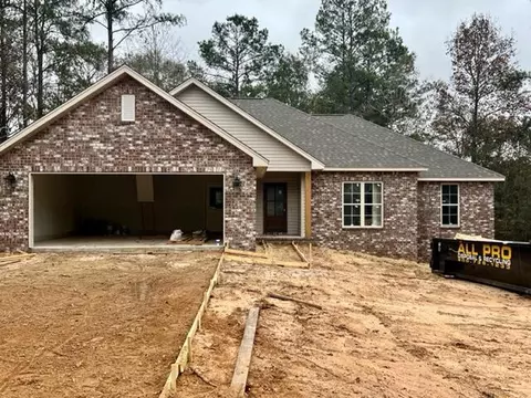 36 Katherine Ave, Sumrall, MS 39482 photo 2
