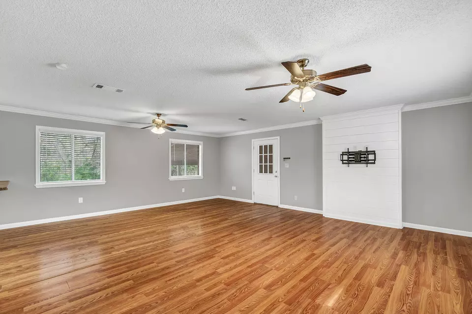  187 Bunton Rd, Petal, MS 39465 photo 3