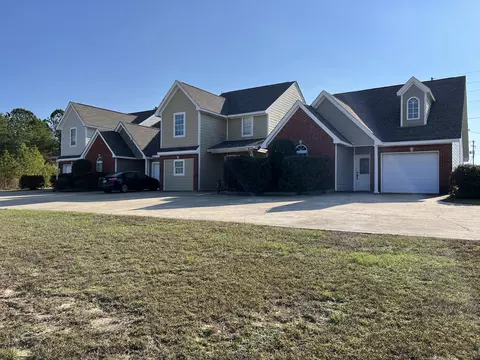 30 Pine Hill Dr, Collins, MS 39428 photo 2