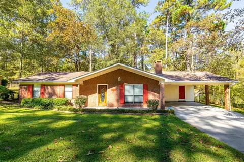 707 Tower Dr, Laurel, MS 39440 photo 2