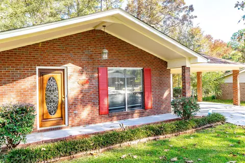 707 Tower Dr, Laurel, MS 39440 photo 3