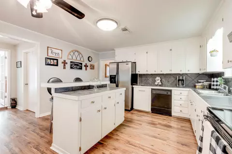 107 Poplar Loop, Petal, MS 39465 photo 4