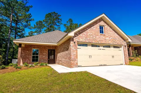 68 Harmony, Hattiesburg, MS 39402