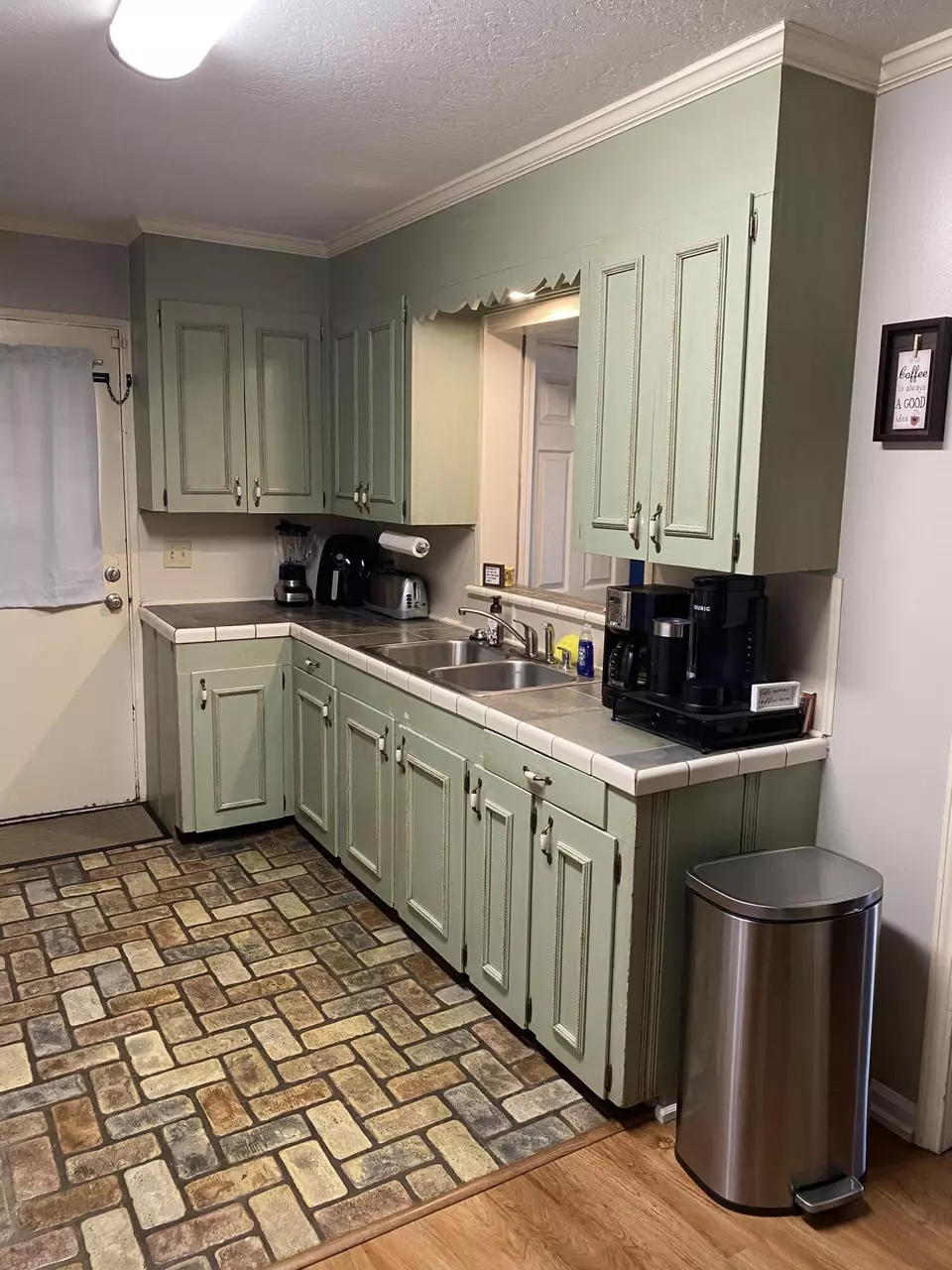  303 E 6th Ave, Petal, MS 39465 photo 4