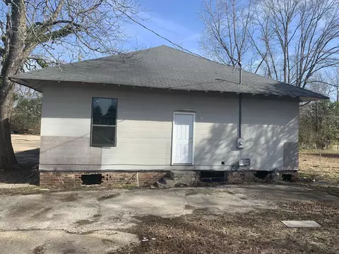 104 Masonite Dr, Laurel, MS 39440 photo 5