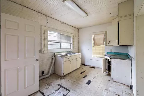 112 18th St, Laurel, MS 39440 photo 16