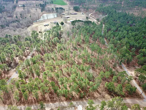 000 Entrekin Rd, Purvis, MS 39475