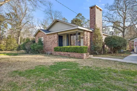 1902 Mamie St, Hattiesburg, MS 39401
