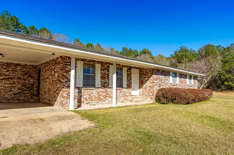 74 Hendrix Ln, Lumberton, MS 39455 photo 3
