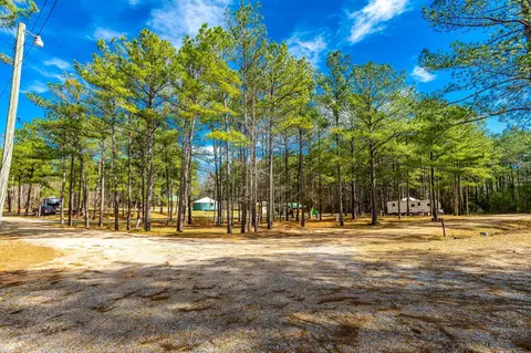 23 Pine Hill Dr, Collins, MS 39428 photo 9