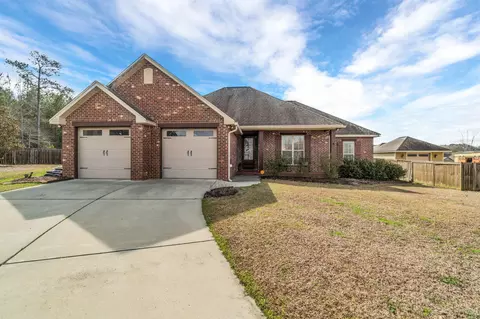 24 E Sycamore, Sumrall, MS 39482