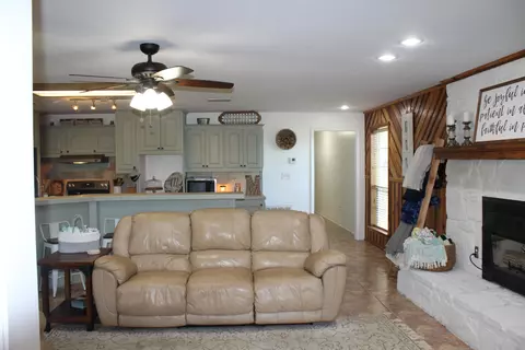 24 Cothren Rd, Collins, MS 39428 photo 17