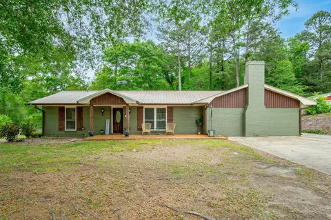 1321 Sebron St, Prentiss, MS 39474