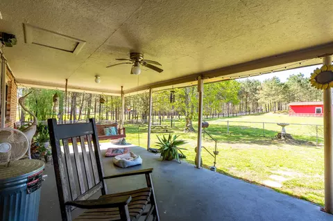 109 Daisy, Laurel, MS 39443 photo 5