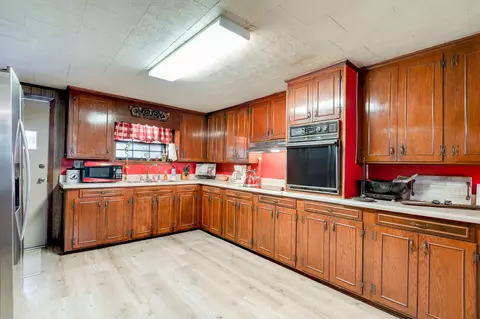 109 Daisy, Laurel, MS 39443 photo 11