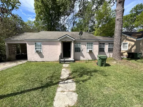 204 Kimball Ave, Hattiesburg, MS 39401