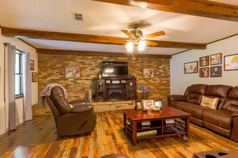 2947 Bee Tree Rd, Richton, MS 39476 photo 2