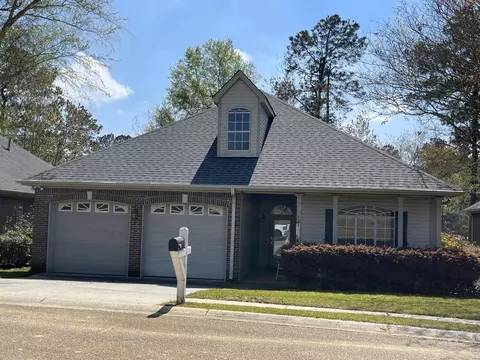 212 Redfern Trl, Petal, MS 39465