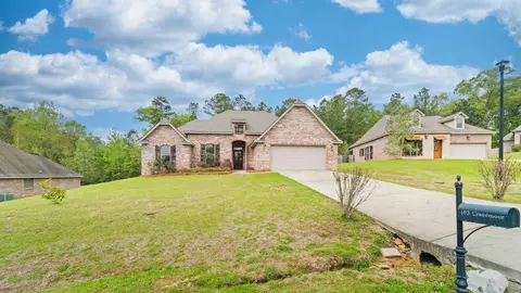 103 Creedmoor, Hattiesburg, MS 39402