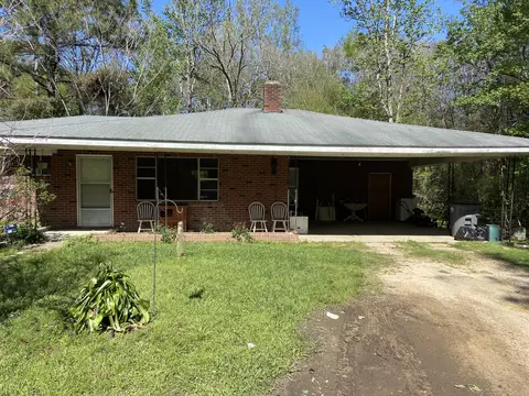 28 Brooklyn Janice Rd, Brooklyn, MS 39425