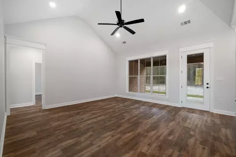 33 Pipestone Pass, Sumrall, MS 39482 photo 10