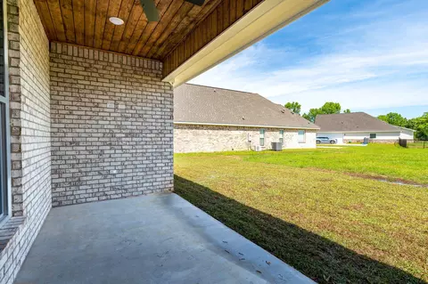 82 Berwick, Petal, MS 39465 photo 4