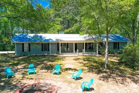 515 Seamon Bullock Rd, Columbia, MS 39429