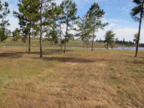 10 Jones Cir, Ellisville, MS 39437