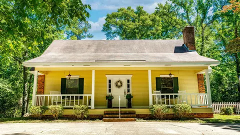 26 Summer Pl, Hattiesburg, MS 39402