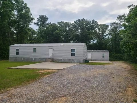 1272 1274 Elks Lake Rd, Hattiesburg, MS 39401