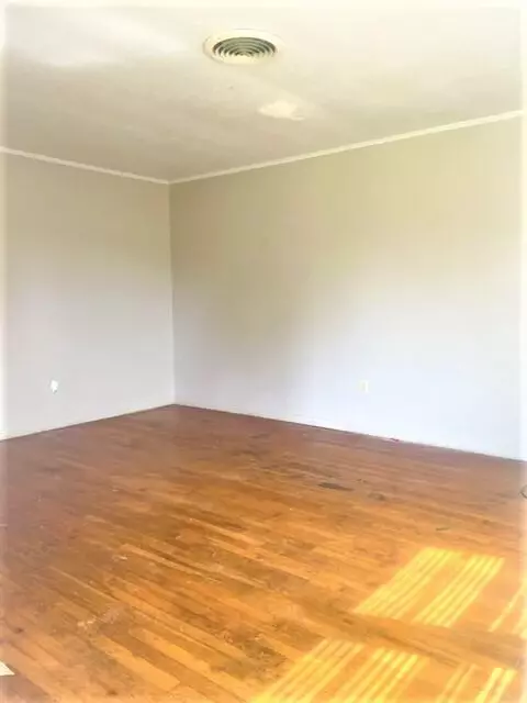 115 5th Ave, Magee, MS 39111 photo 4